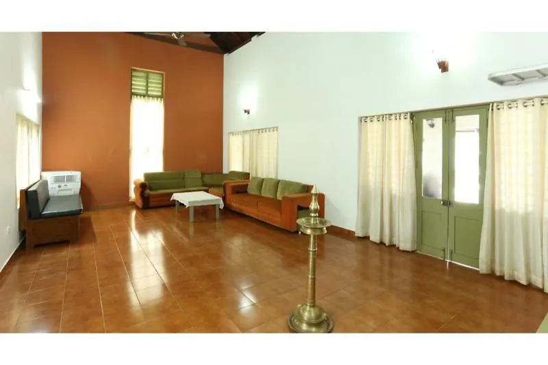 Oyo 6814 Hill Gardens Ayurvedic Resort 可瓦兰