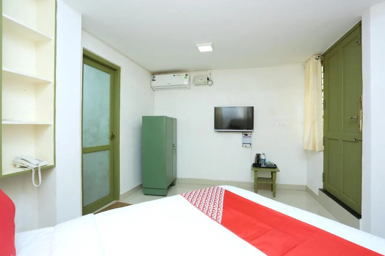 Oyo 6814 Hill Gardens Ayurvedic Resort 可瓦兰 印度