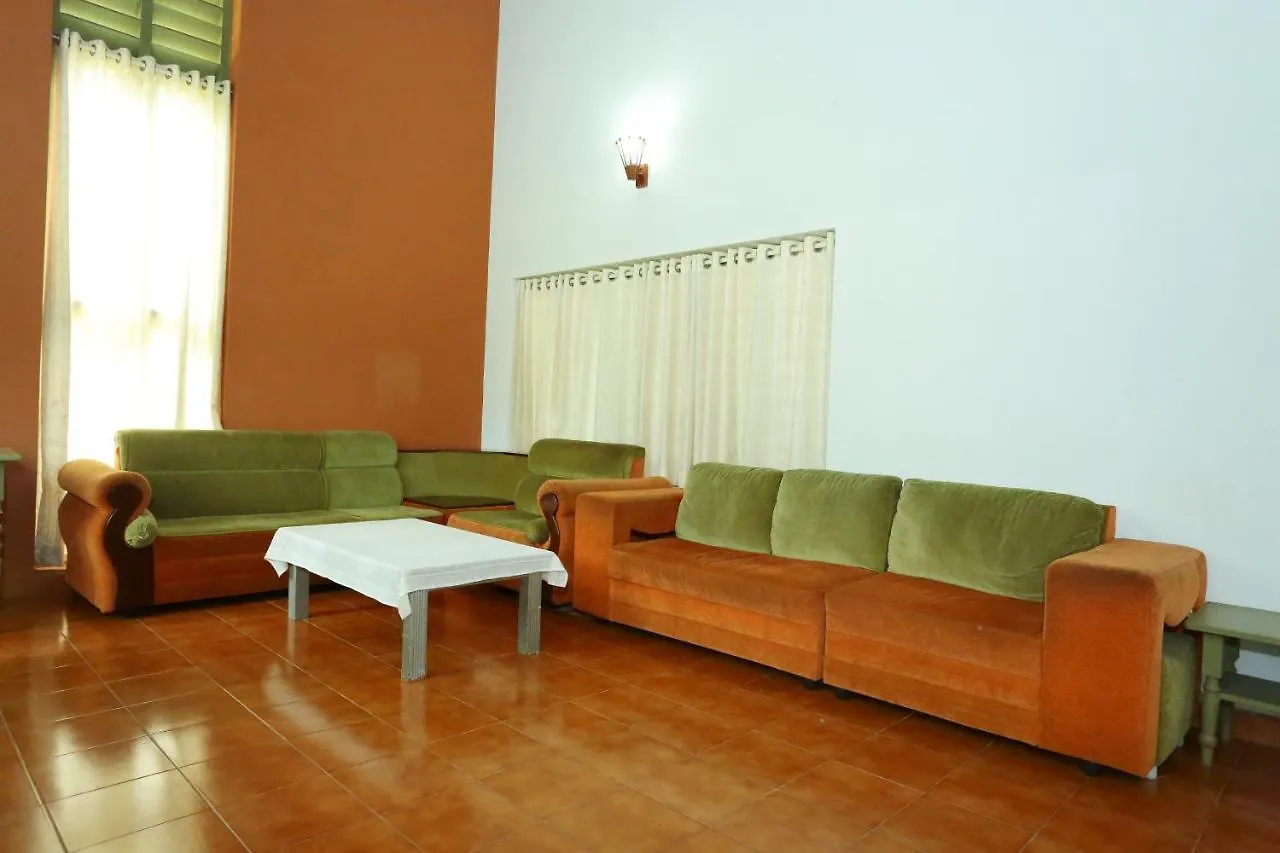 Oyo 6814 Hill Gardens Ayurvedic Resort 可瓦兰