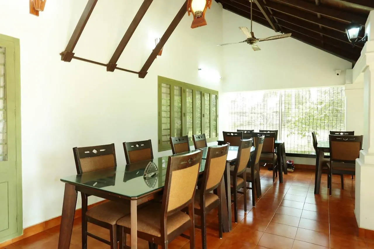 Oyo 6814 Hill Gardens Ayurvedic Resort 可瓦兰