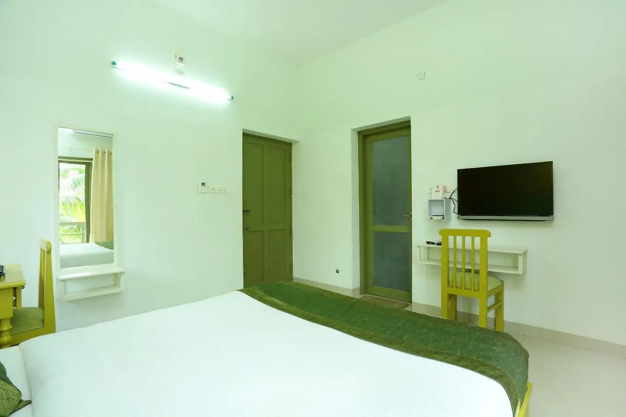 Oyo 6814 Hill Gardens Ayurvedic Resort 可瓦兰